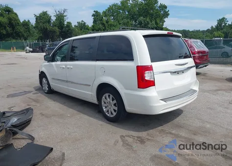 2013 Chrysler Town & Country Touring z USA, uszkodzony, nr VIN 2C4RC1BG7DR619950